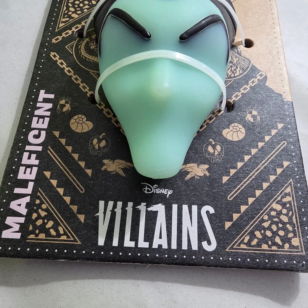 Bark Super Chewer Dog Toy Maleficent Disney Villains S-M Dog
